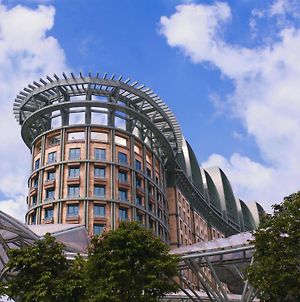 Resorts World Sentosa - Hotel Michael Singapore Exterior photo