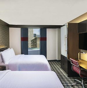 Four Points By Sheraton New York Downtown Hotell Exterior photo