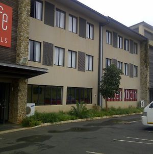 Life Hotel Ballito Exterior photo