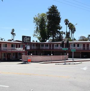 Capri Motel Santa Cruz Beach Boardwalk Exterior photo