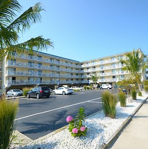 Coastal Palms Inn & Suites Ocean City Exterior photo