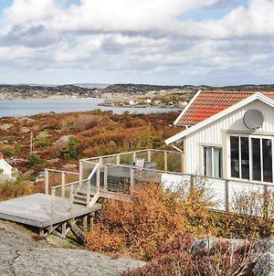 Stunning Home In Kyrkesund With 5 Bedrooms, Sauna And Indoor Swimming Pool Exterior photo