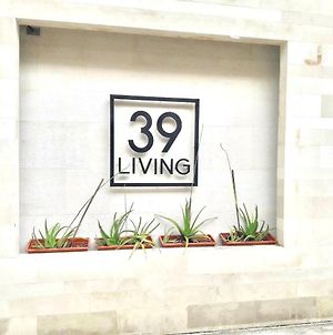 39 Living Lägenhet Bangkok Exterior photo