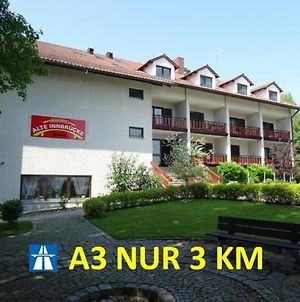Apparthotel Alte Innbrucke-Self-Check In Neuhaus am Inn Exterior photo